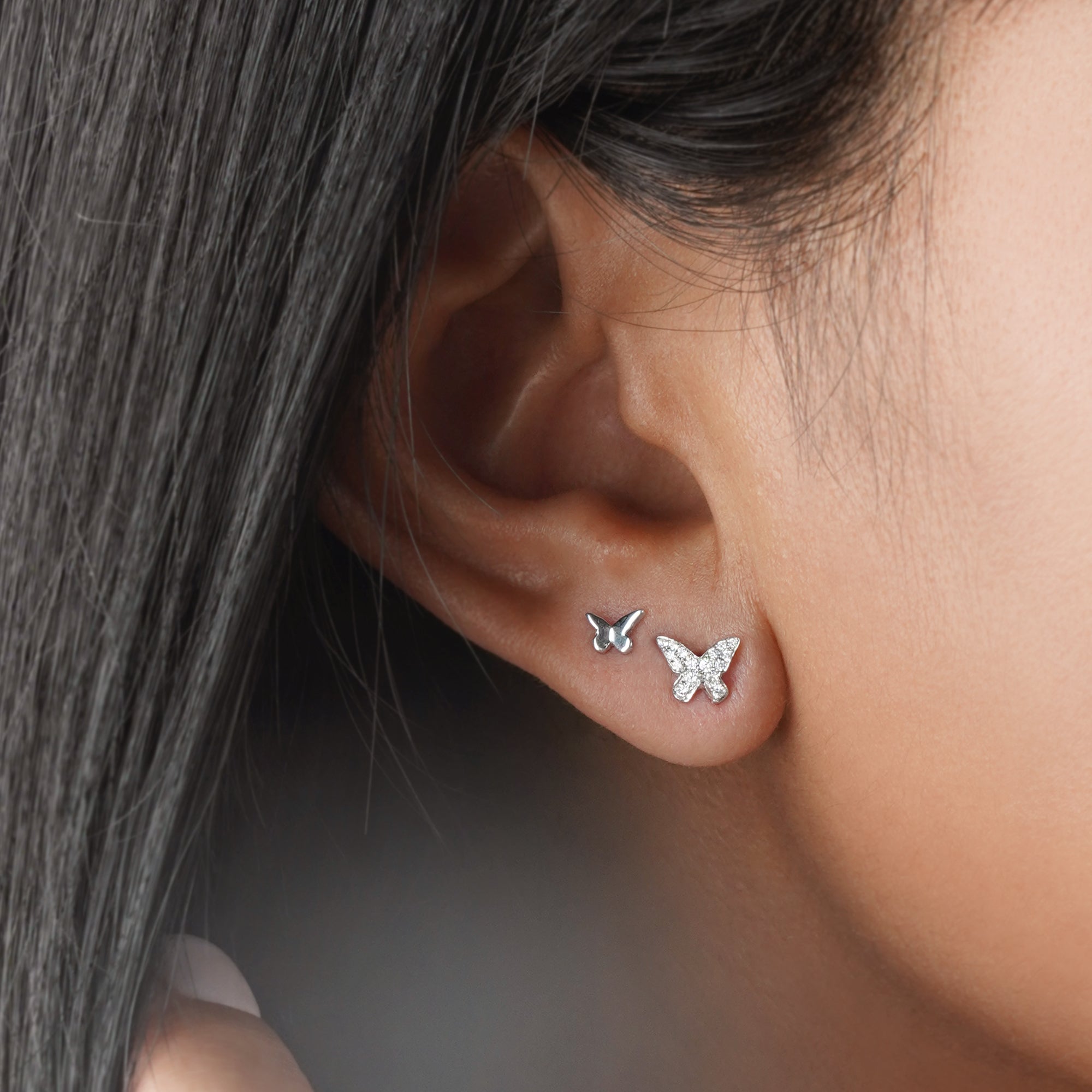 DIAMOND & MINI BUTTERFLY EAR SET - SOLID 18K WHITE GOLD