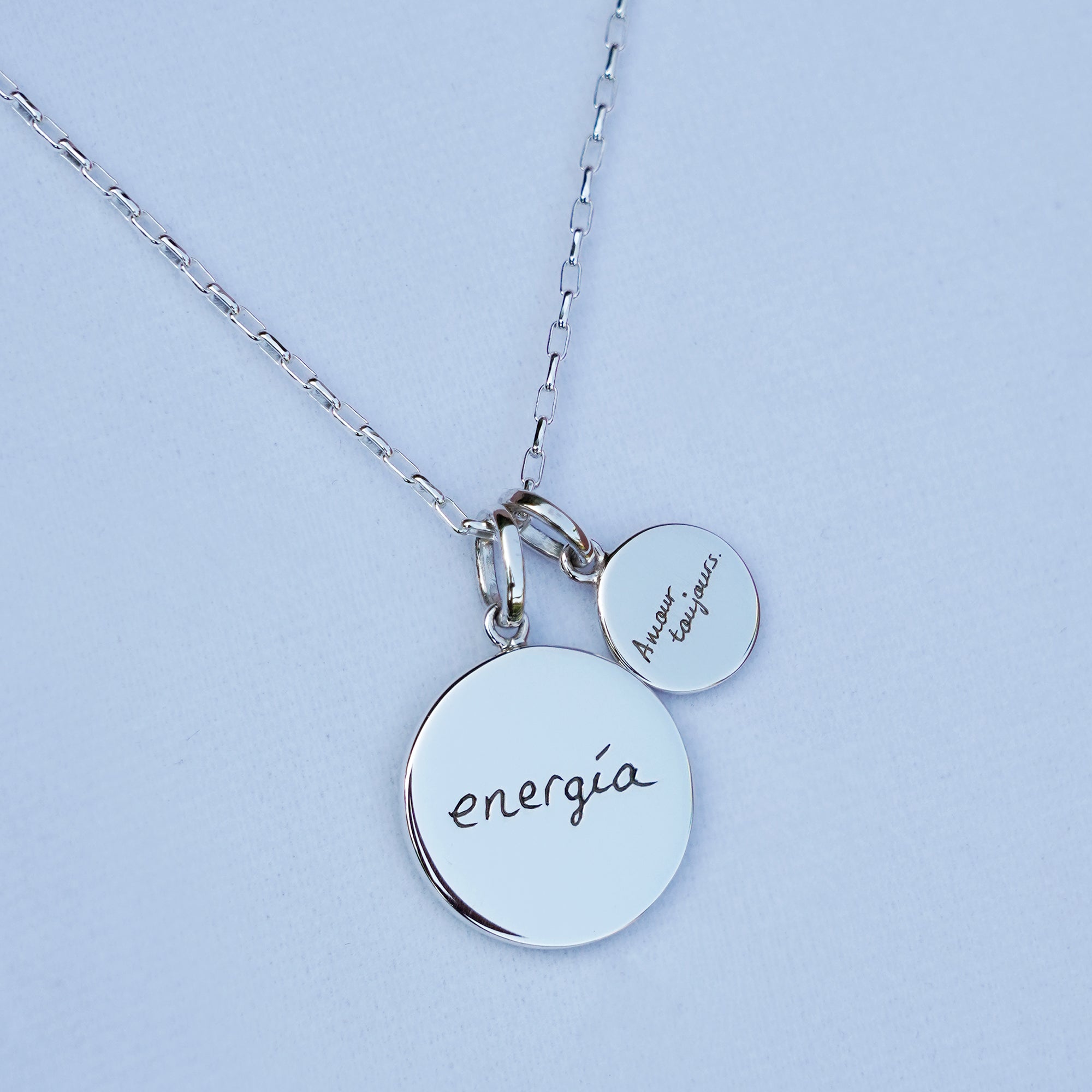 PERSONALIZED ROUND PENDANT NECKLACE - WITH ENGRAVES