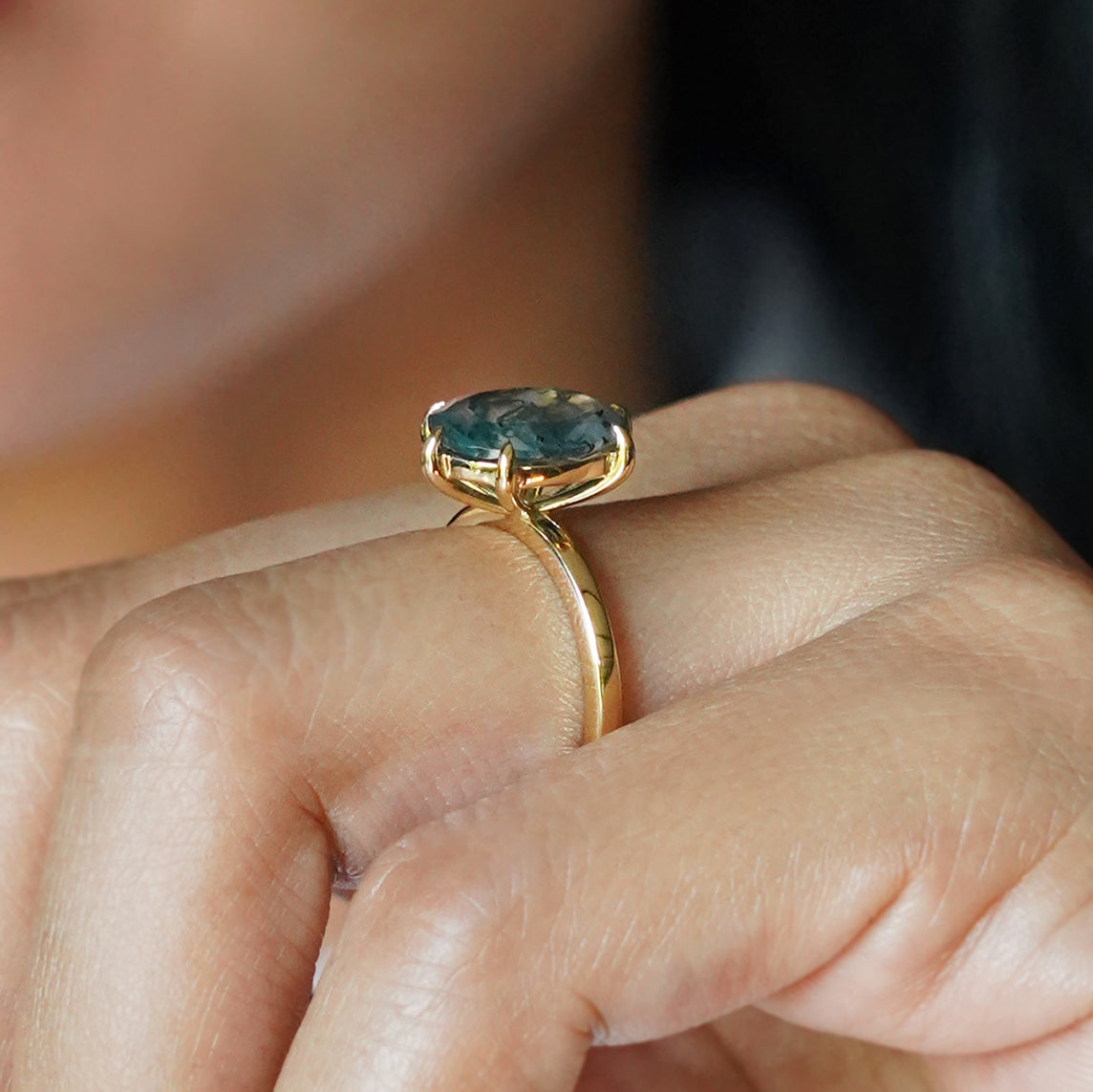 OVAL MOSS AGATE RING - SOLID 18K YELLOW GOLD