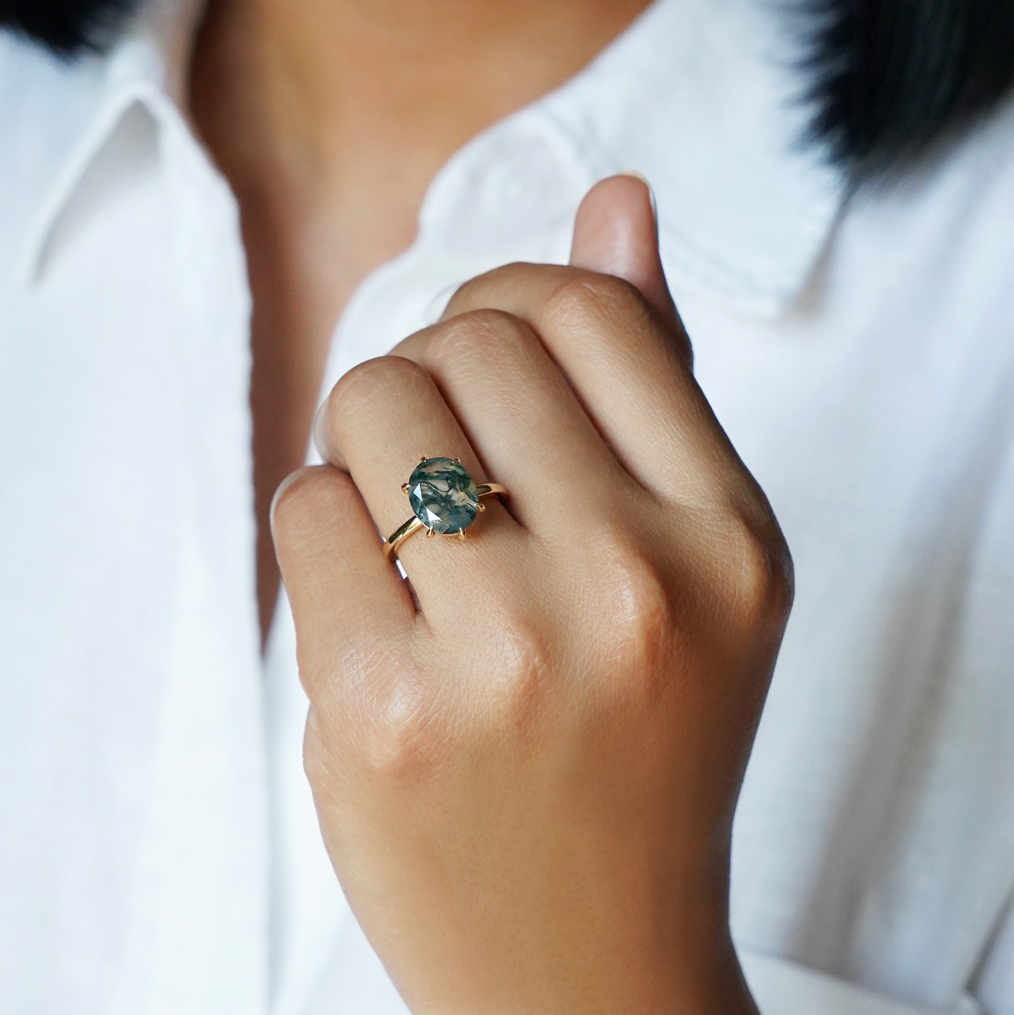 OVAL MOSS AGATE RING - SOLID 18K YELLOW GOLD