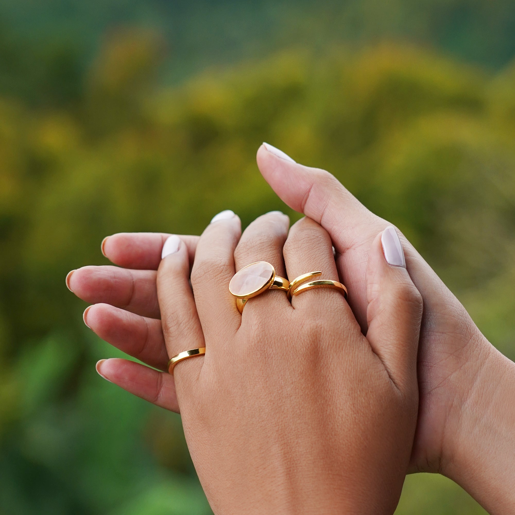 VIRA BOLD RING - ROSE QUARTZ