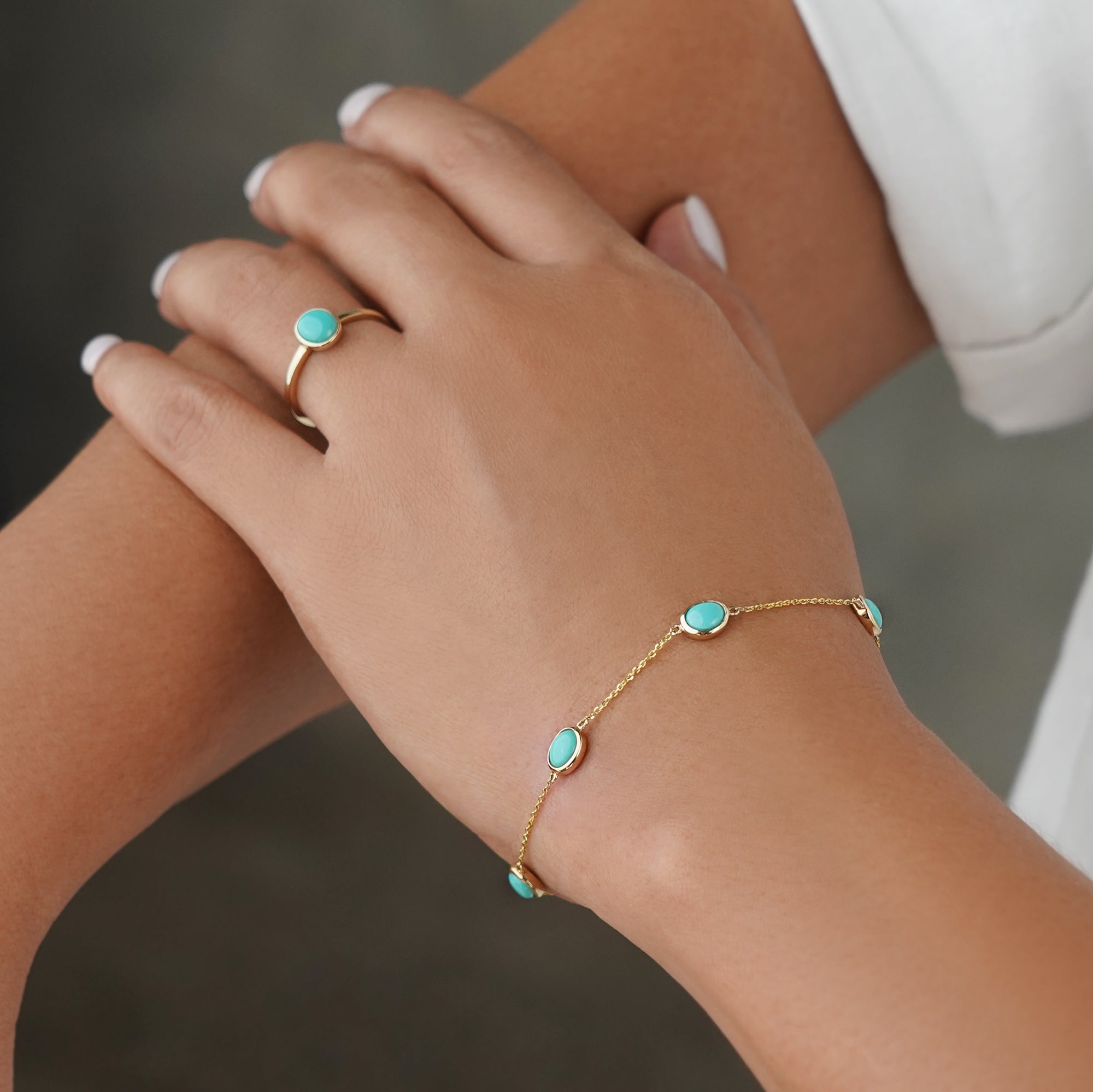 NATURAL TURQUOISE BRACELET - SOLID 14K YELLOW GOLD