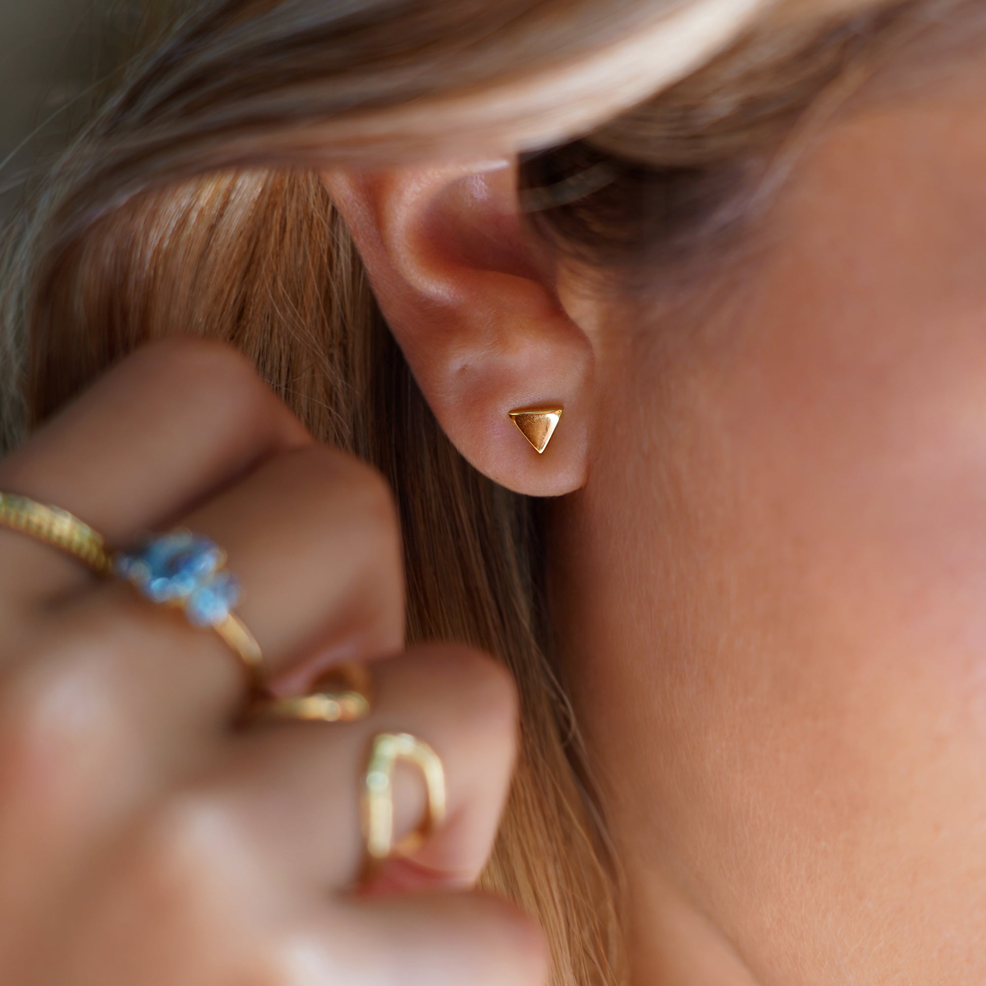 SANDI PLAIN TRIANGLE EARRINGS - BITS OF BALI JEWELRY